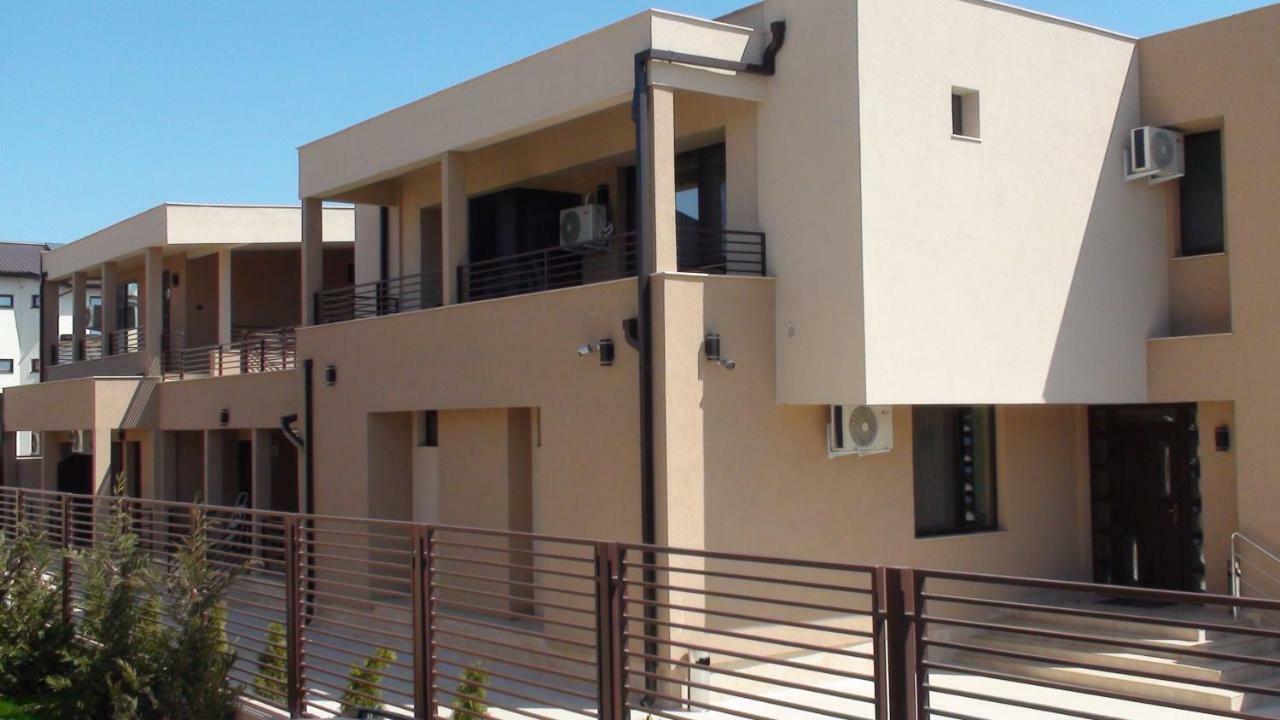 Vila Ando Mamaia Nord ナボダリ エクステリア 写真